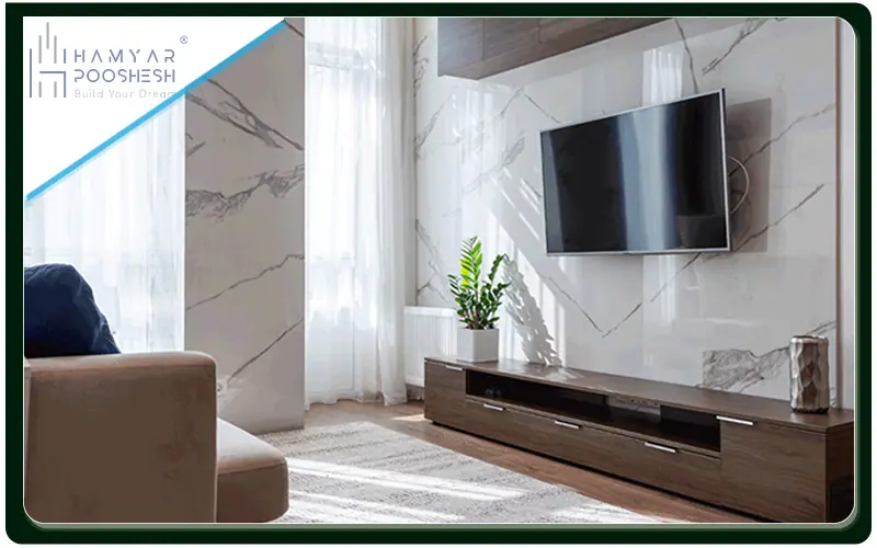 کاربرد ماربل شیت در درکوراسیون داخلی به عنوان دیوار پشت تلوزیون 